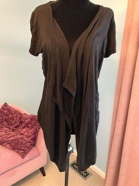 White House Black Market Black Short-Sleeve Draped Open Cardigan